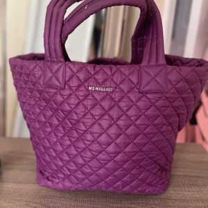 Metro tote
